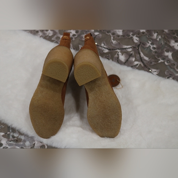 Lauren Ralph Lauren Marianna Womens Suede Chelsea Boots, 5.5B - Picture 6 of 9